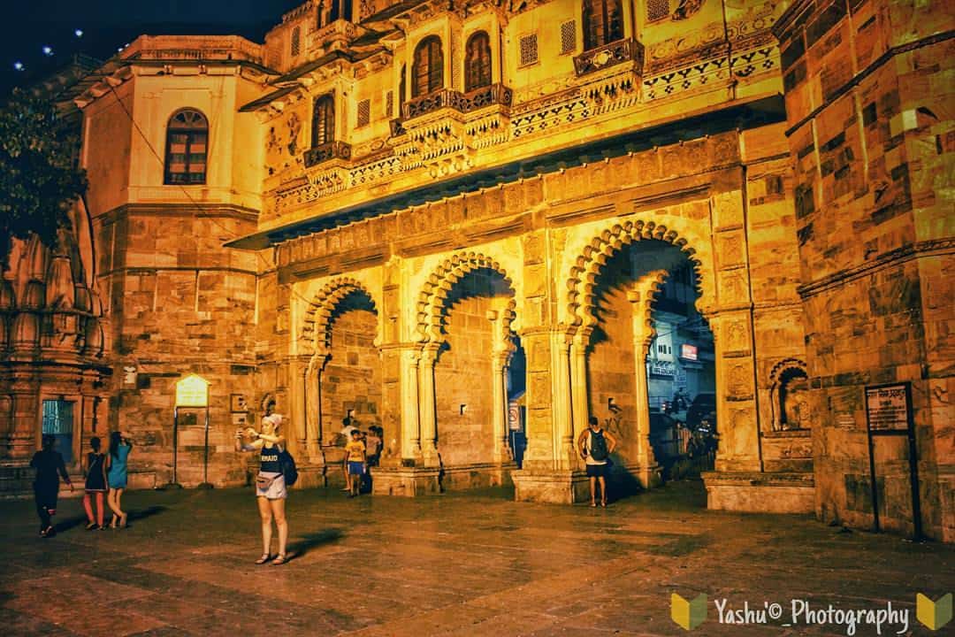 taxi tour udaipur night sightseeing